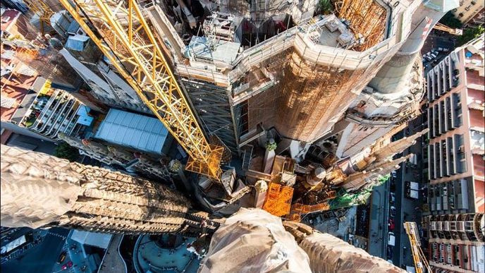 Barcelonská katedrála Sagrada Familia z nadhledu