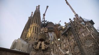 136 let se stavělo načerno. Nyní slavný chrám Sagrada Família dostal stavební povolení