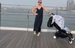 Míša vyrazila do Dubaje. Míša vyrazila do Dubaje.