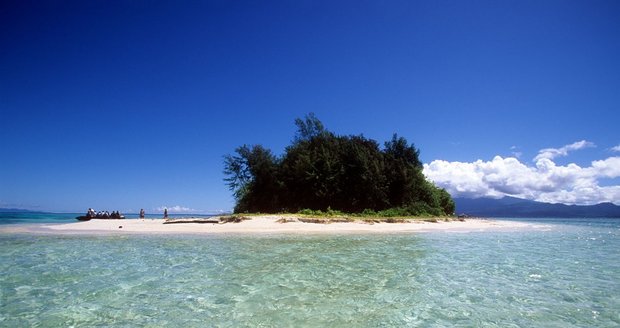 ﻿Zemětřesení o síle 7,2 stupně Richterovy škály bylo v neděli registrováno u pobřeží Vanuatu, ostrovního státu v jihozápadní části Tichého oceánu.