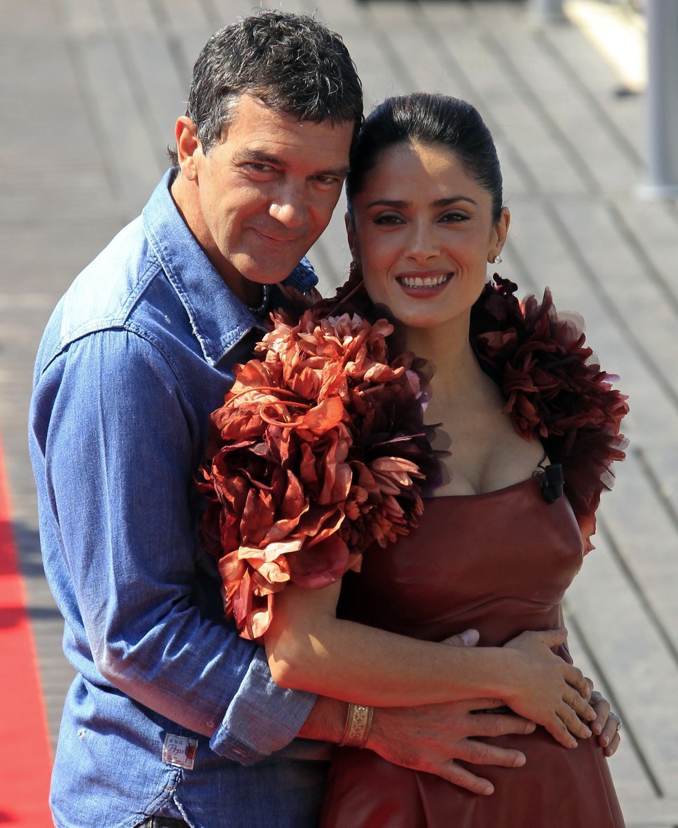 Mexická herečka Salma Hayek a španělský herec Antonio Banderas.