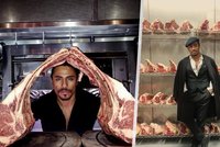 Známý šéfkuchař Salt Bae jako „malý tyran“? Bývalí zaměstnanci mluví o lhaní zákazníkům a ukradeným dýškům!