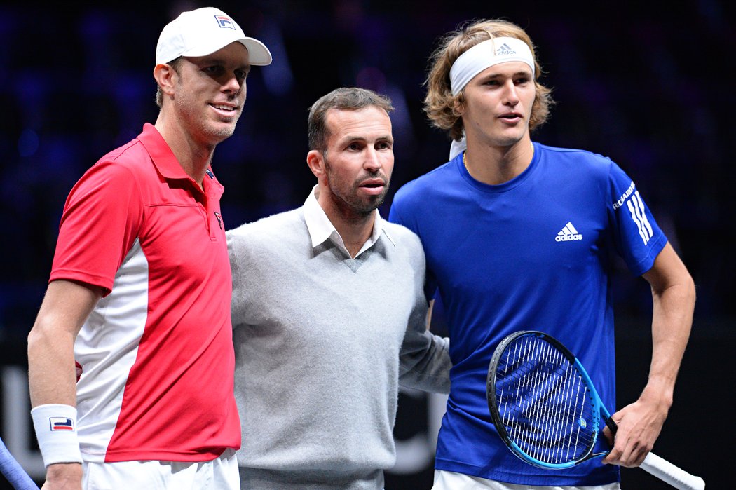 Americký tenista Sam Querrey s Radkem Štěpánkem a Alexanderem Zverevem