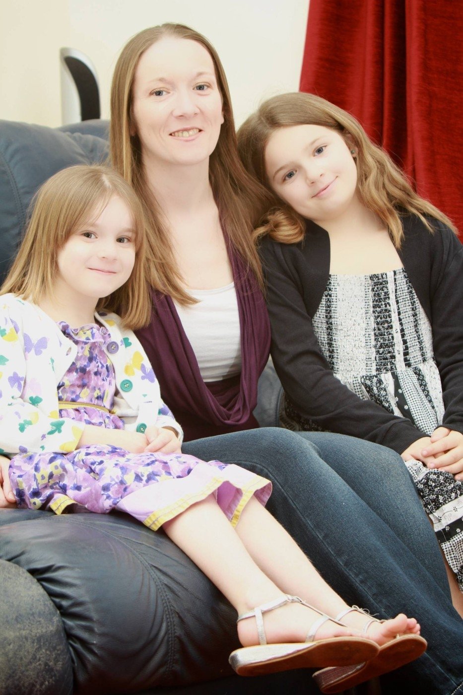 Samantha s dcerami Toni-Anne (5) a Jaydeen (8)