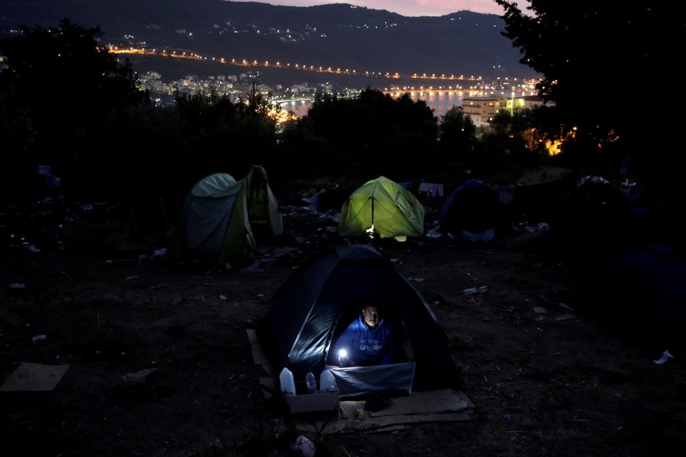 Utečenecký tábor na řeckém ostrově Samos