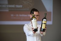 Souboj 125 vinařů: Šampiona Valtických vinných trhů získaly Mikrosvín i Moravíno