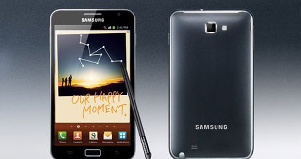 Samsung Galaxy Note lze ovládat jak prsty, tak stylusem Pen S, jež využije hned několik aplikací