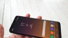 Nový chytrý telefon Samsung Galaxy S8.