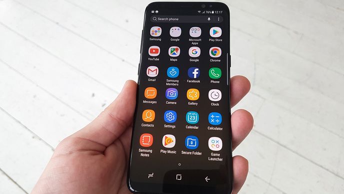 Nový chytrý telefon Samsung Galaxy S8.