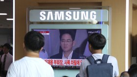 Jihokorejský soud poslal dědice konglomerátu Samsung I Če-jonga na pět let do vězení.