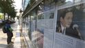 Oznámení o úmrtí předsedy Samsungu I Kun-hia, syna zakladatele konglomerátu Samsung, který skonal v neděli ve věku 78 let.
