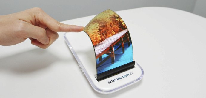 Ohebné smartphony od Samsungu. Přijdou už v letošním roce!