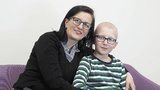 Místo prázdnin chemoterapie, místo školy operace: Samuel (10) vzdoruje rakovině, podporují ho i známé tváře