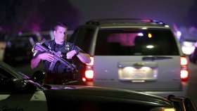 Jeden policista po střelbě v San Diegu zemřel, druhý utrpěl zranění.
