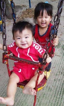 Sanae Shimomuraová nechala dvě malé děti zemřít v zamčeném bytě
