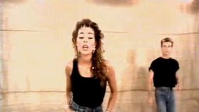 Sandra ve videoklipu k písni Everlasting Love
