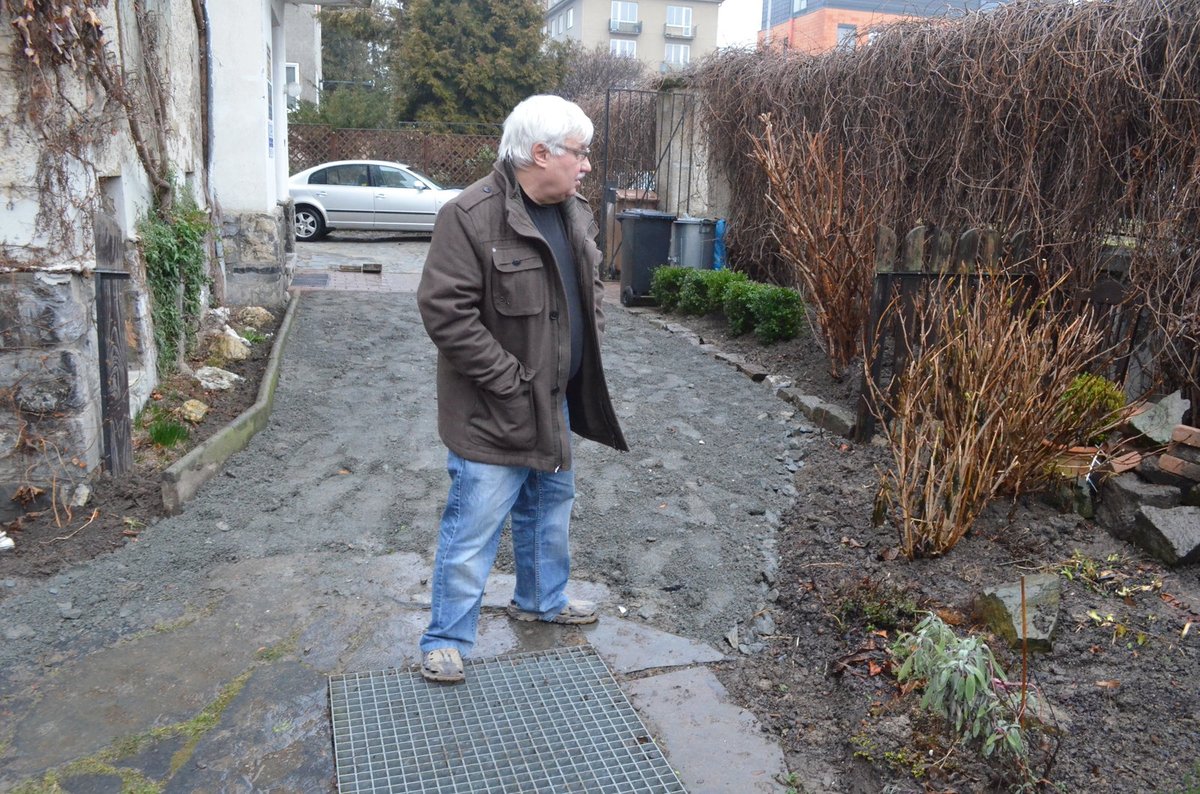 Richarda Pogodu maniak dokonce fyzicky napadl