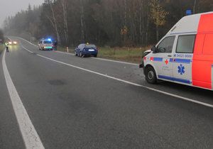 Vybrzdil řidič octavie sanitku?: Policisté shánějí svědky!