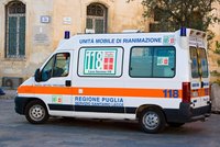 Sanitka smrti v Evropě: Řidič vraždil pacienty, těla prodával pohřebákům