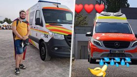 Dominik Chvátal z Prahy se považuje za sanitku Mercedes, se kterými udržuje dlouhodobý vztah