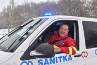 Poprvé v Česku: Speciální výcvik pro řidiče převozových sanitek, najedou 40 tisíc km ročně