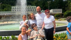 Eliška vždy ráda cestovala všude možně, nejraději pak se sestrou