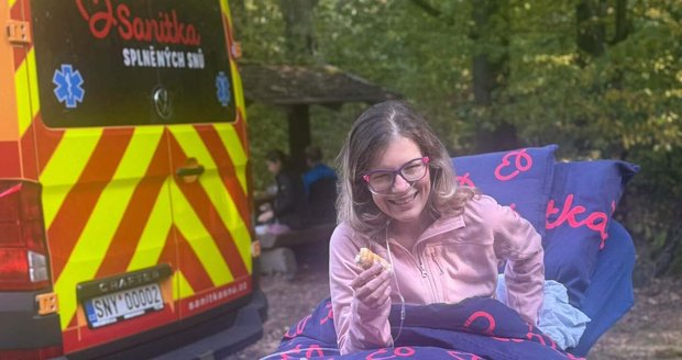 Těžce nemocná maminka Zuzanka (35) si moc přála ještě jednou navštívit tři místa jejího srdce. Jedním z nich byla i obtížně přístupná vyhlídka.