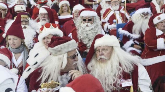Santa Clausové v dánské Kodani
