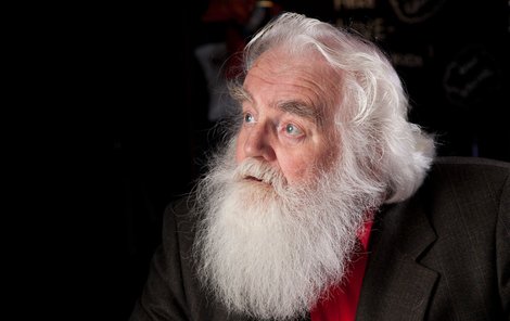 John Moore alias Santa Claus z reklama na colu zemřel.