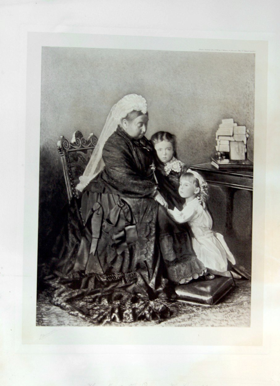 Královna Viktorie s vnoučaty