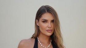 Novozélandská modelka Sarah Harrisová