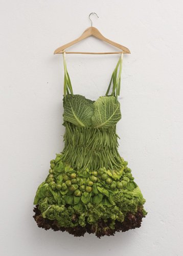 Zeleninové šaty