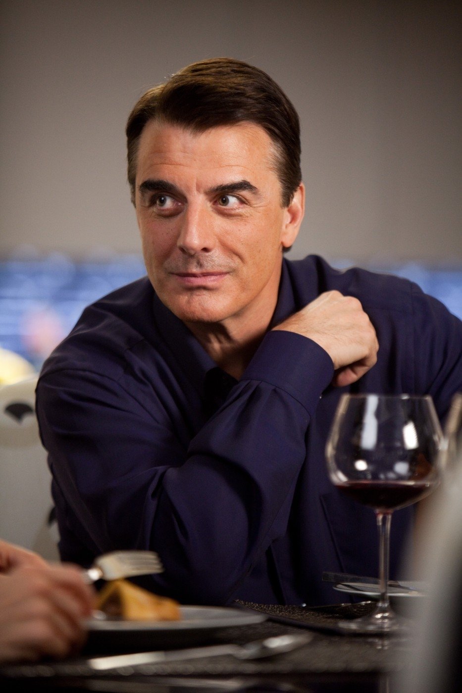 Pana božského, zásadní postavv seriálu Sex ve městě, si zahrál Chris Noth