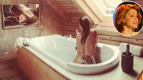 Vaňková ze SuperStar nahá ve vaně: Bramboru na zadku zakryla obrázkem