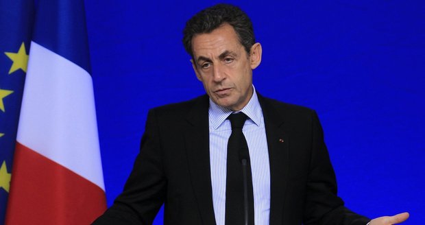 Nicolas Sarkozy skončil ve vazbě