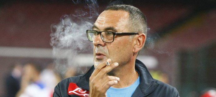Maurizio Sarri je vášnivým kuřákem