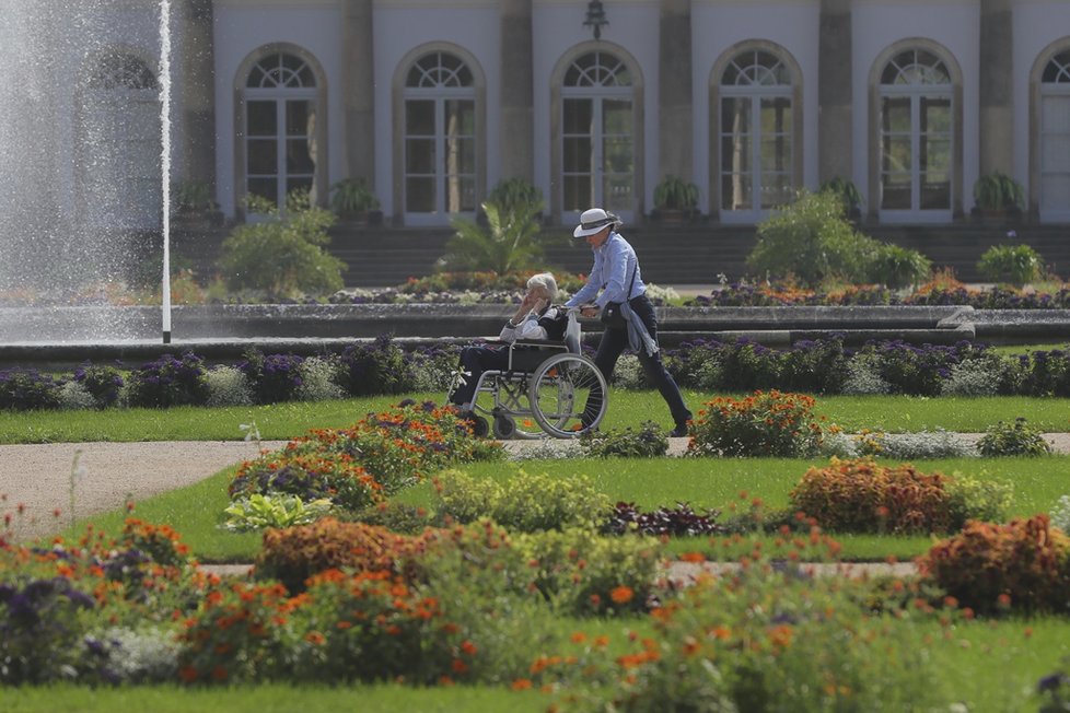 Jsou jako sousedé, kteří s plnými talíři zvou k bohatě prostřenému stolu. Sasko a jeho Drážďany servírují to nejlepší, co si lze v jakékoli roční době užít.