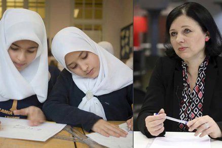Zákaz hidžábu ve škole: „Cizí náboženství nás musí respektovat,“ říká Jourová