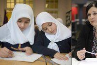 Zákaz hidžábu ve škole: „Cizí náboženství nás musí respektovat,“ říká Jourová