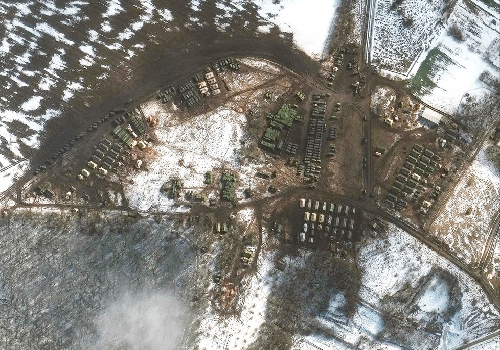 Napětí mezi Ruskem a Ukrajinou: Satelitní snímky ruského vojska (23.2.2022)