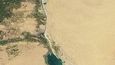 Satelitní snímek Suezského průplavu
