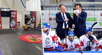Čeští hokejisté musí zapomenout na zděnou šatnu: Bacha! Nepřítel naslouchá! Čeští hokejisté musí zapomenout na zděnou šatnu: Bacha! Nepřítel naslouchá!