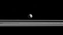 Unikátní snímky Saturnu pořízené sondou Cassini.