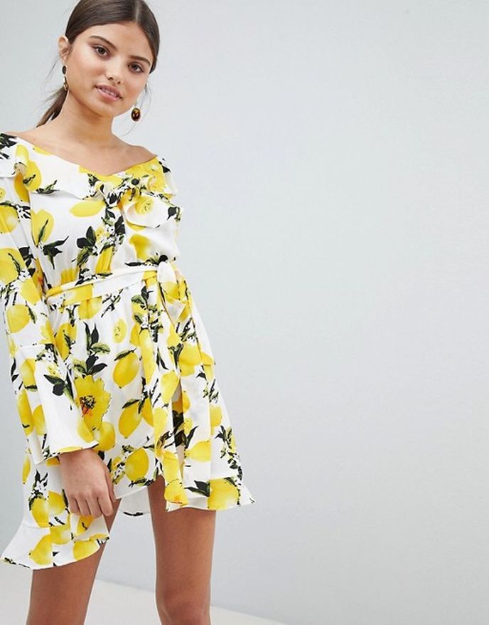 Bohoo, 30 eur, prodává Asos.com