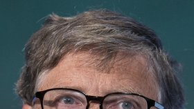 Bill Gates opouští pozici předsedy správní rady firmy.