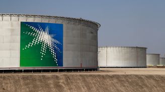 OPEC rozhodl o výrazném snížení těžby ropy. Čeká na souhlas Ruska