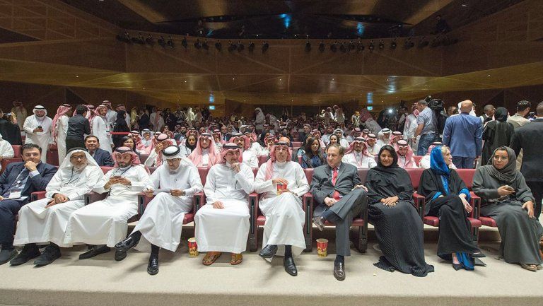 Otevření kin mělo v Saúdské Arábii úspěch. Jeden z prvních filmů, na který mohli jít, byl Black Panther