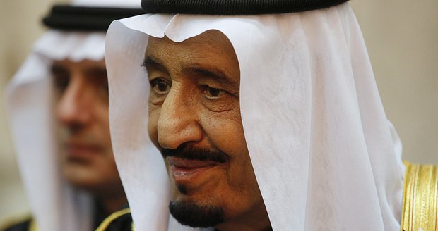 Nový král Saúdské Arábie se do toho pustil zostra: Vyhodil šéfa tajných služeb i ministry