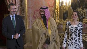 Korunní princ Mohamed bin Salmán ve Španělku s králem Felipem IV. a královnou Letizií.