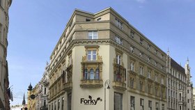 Forky&#39;s se pochlubil návrhem loga, které vystřídá nápis charakteristický SAVOY, který vídali lidé procházející přes Jakubské náměstí v Brně.